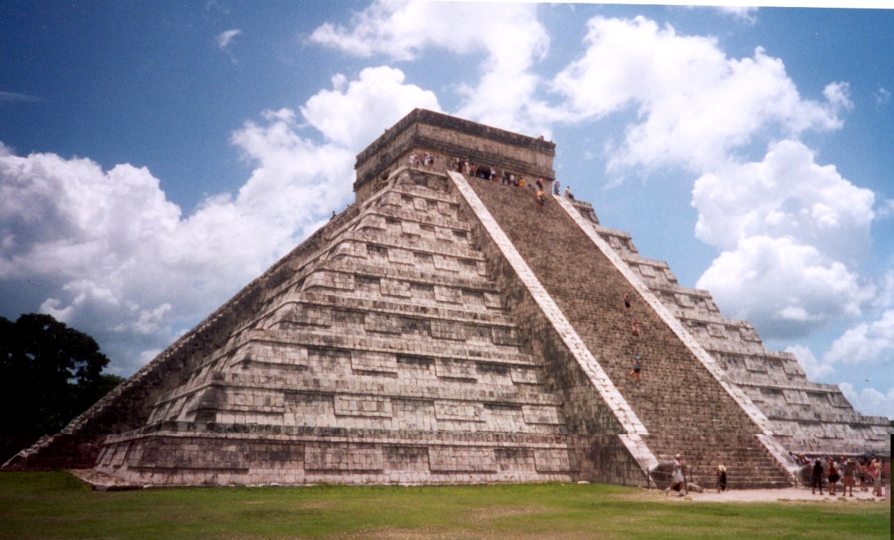 castle ancient pyramid castillo el
